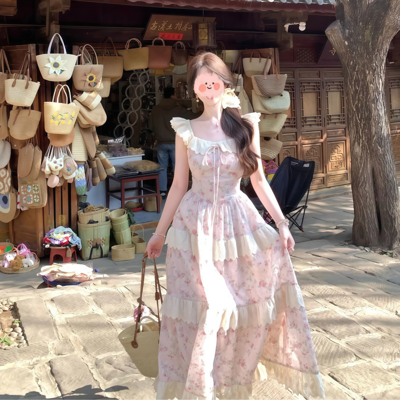 法式甜美收腰可爱小飞袖花边蛋糕裙女夏季新款度假风连衣裙长裙