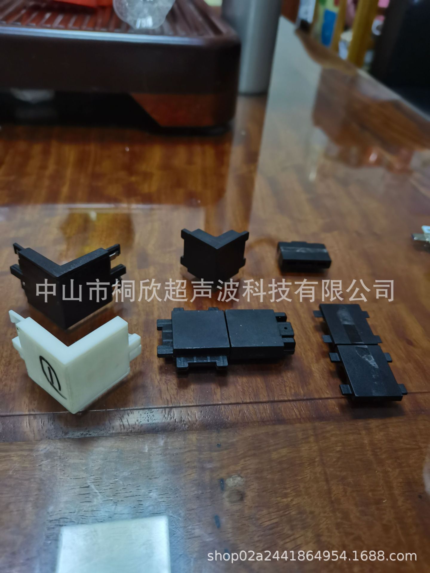 专业制作超声波模具 20K超声波模具 15K超声波模具 28K模具