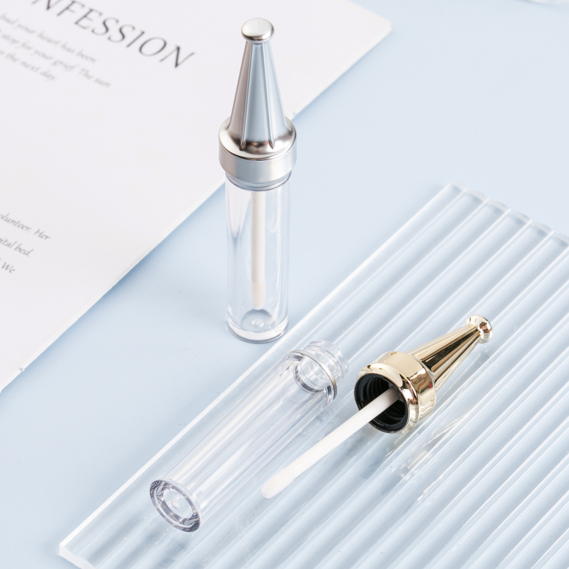 LG40-0028A圣诞节爆款 圣诞帽设计可爱唇釉管包材 2种容量