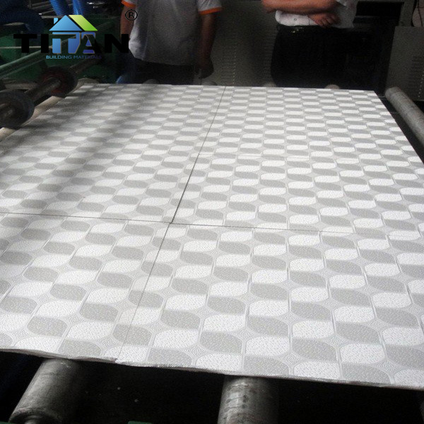 Techo de techo de placa de yeso de pvc 600*600 tablero limpio tablero laminado chapa a prueba de humedad