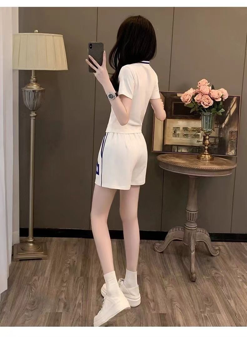 Warm Maple Casual Style Women's Sports Suit 2026 Summer New Korean Version Short Sleeve V-Neck Loose Fit_ecoleips.com