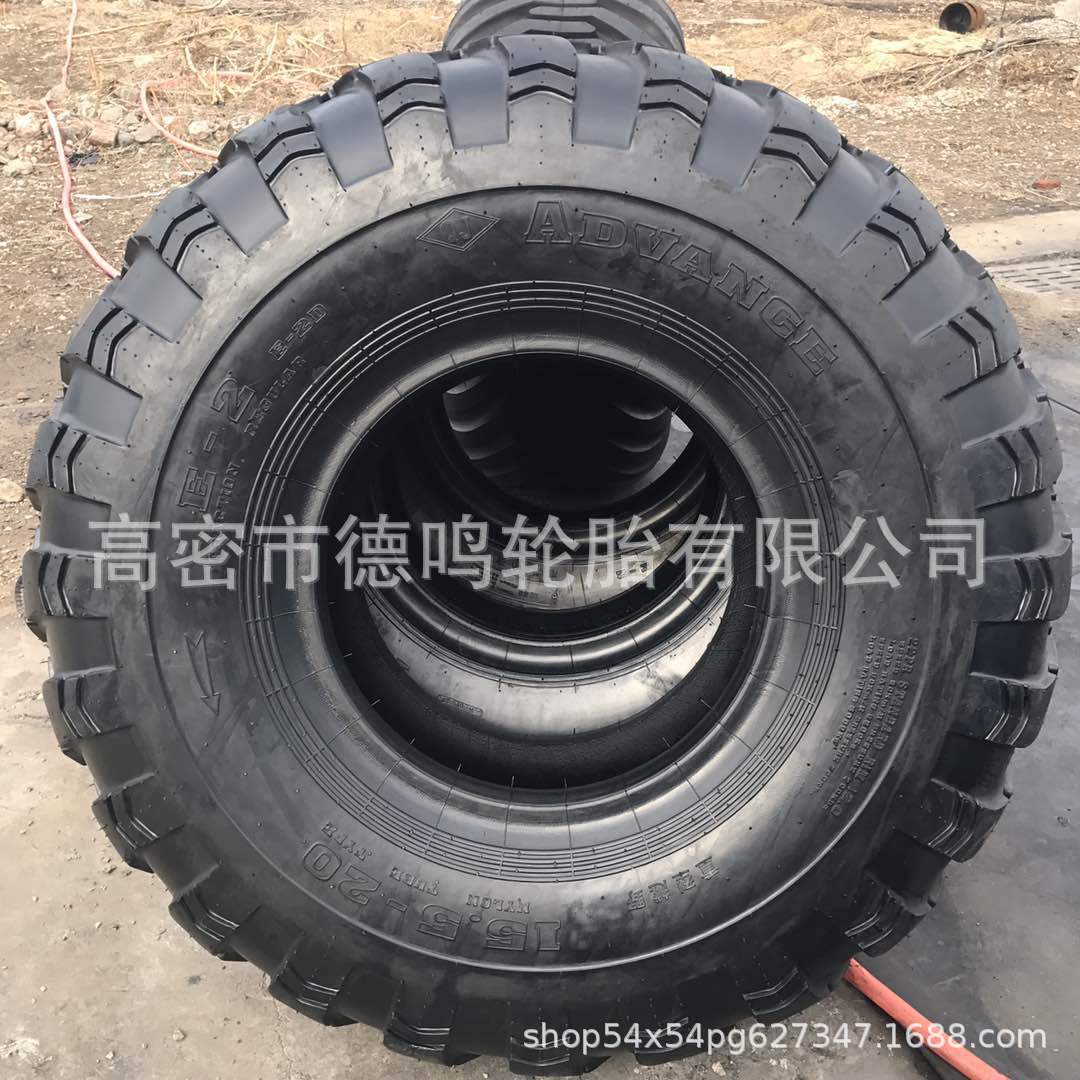 Camión todoterreno neumático 15.5-20 camión volquete campo petrolífero Workover 13-20