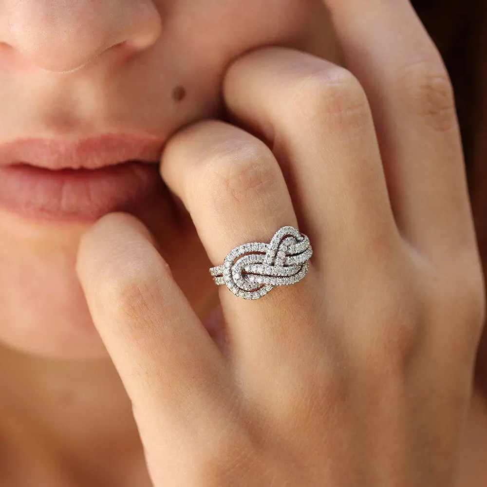 Light Luxury Knot Ring Women's Niche Exquisite Diamond-encrusted Fashion Design Sense ins Trendy Internet Celebrity Finger Ring_voghion.com