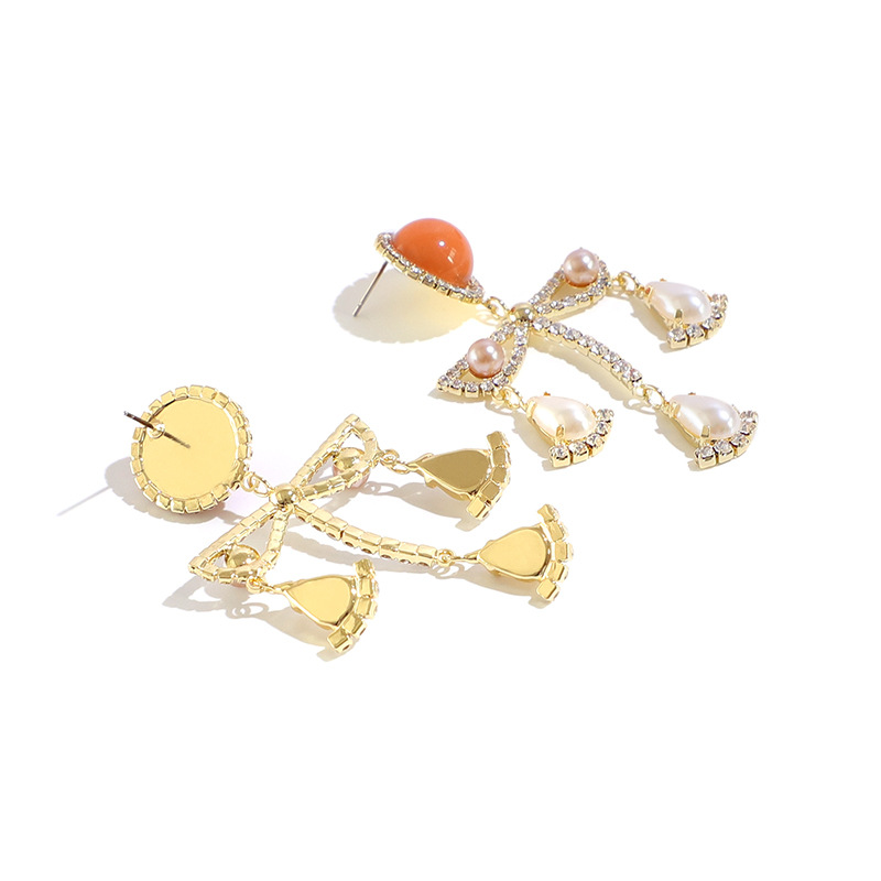 Boucles D&#39;oreilles En Perles Incrustées À La Mode Avec Pendentif Goutte Classique Baroque Géométrique display picture 3