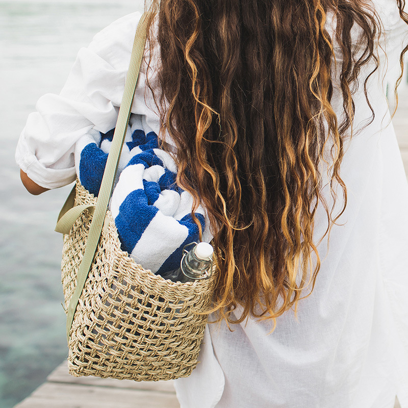 Toalla de baño teñida de hilo de algodón transfronterizo Toalla de estera de playa Mantón europeo y americano Baño de baño de natación para adultos Toalla de baño a rayas de algodón en stock