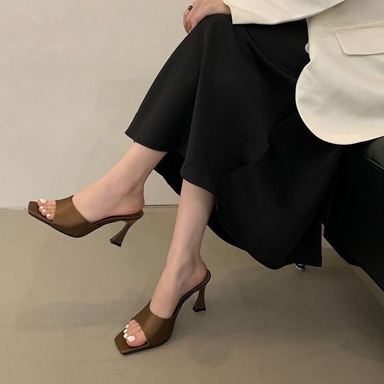 French-Style Elegant High-Heeled Sandals for Women, Square-Toe Open-Toe Minimalist Style, Thin Heel Satin Sandals for Women French-Style Elegant High-Heeled Sandals for Women, Square-Toe Open-Toe Minimalist Style, Thin Heel Satin Sandals for Women