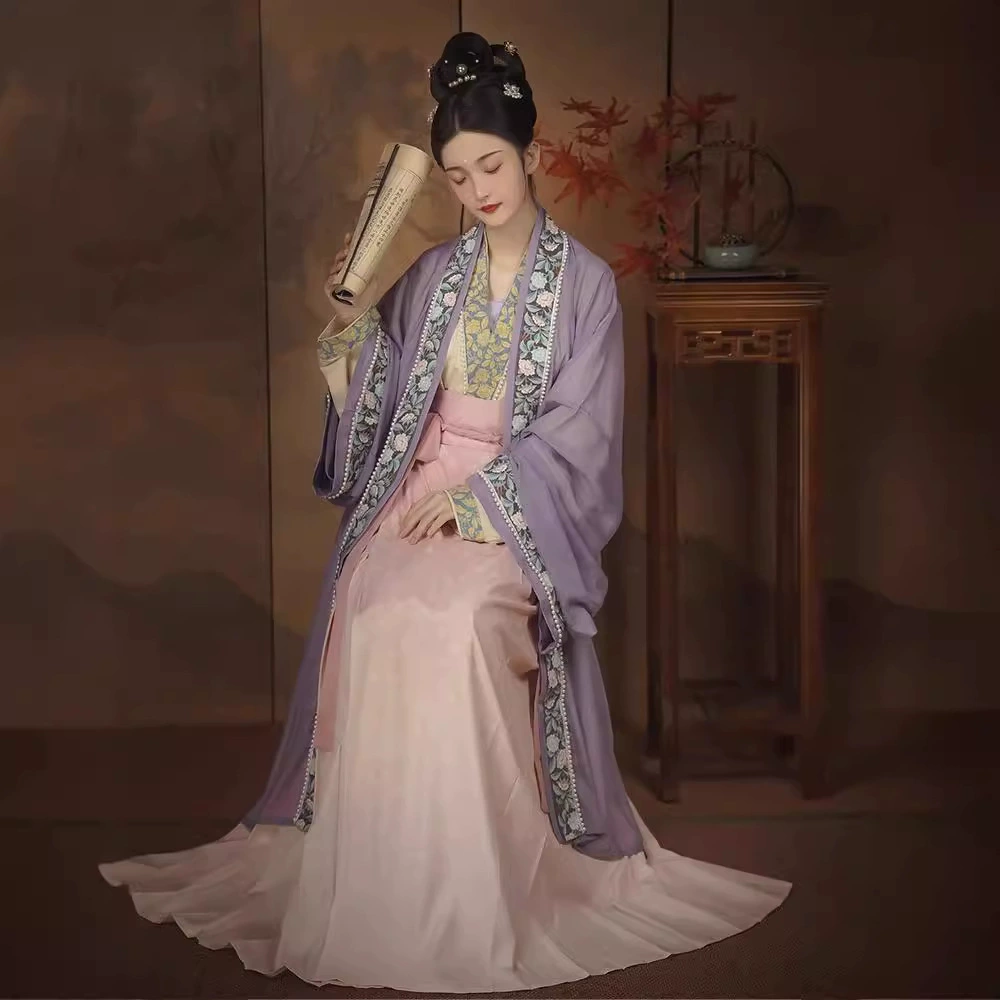 Оригинальный женский комплект из трех предметов династии Хань, новинка 2025 года, династия Сун, с плиссированной юбкой длиной до талии и рукавами-самолетами, восстановленный древний костюм в китайском стиле, весна и осень