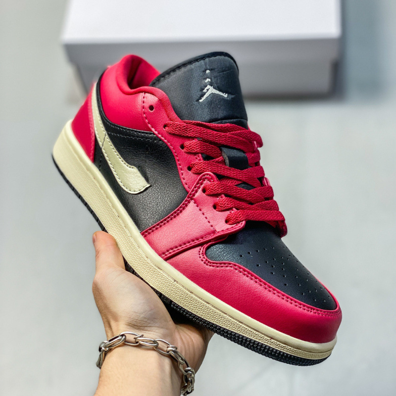 Putian Shoes Qiao Yi Patent Leather Black and Red Casual Sneakers Aj1 Wheat Color Lightweight Daily Life Shoes Outdoor Sports Shoes Putian Shoes Qiao Yi Patent Leather Black and Red Casual Sneakers Aj1 Wheat Color Lightweight Daily Life Shoes Outdoor Sports Shoes