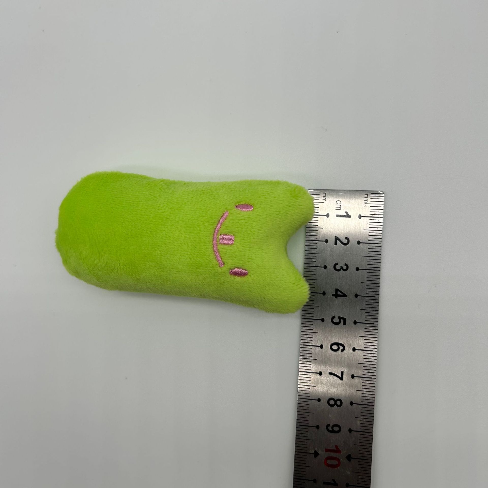 Catnip Pet Plush Little Finger With Crinkle Paper BB Sound Durable Chew Toy_voghion.com