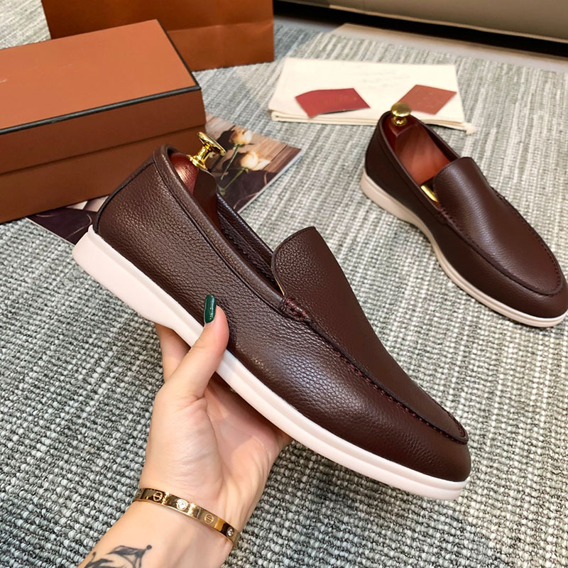 Mocasines de cuero genuino para hombre, mocasines de estilo británico, cómodos zapatos planos sin cordones para parejas, pedidos originales de comercio exterior