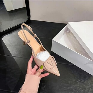 ��ʽ-���^�������^�Л�Ь2025�ļ��¿�V�ֿ�һ�֎����|�r�и���Ь