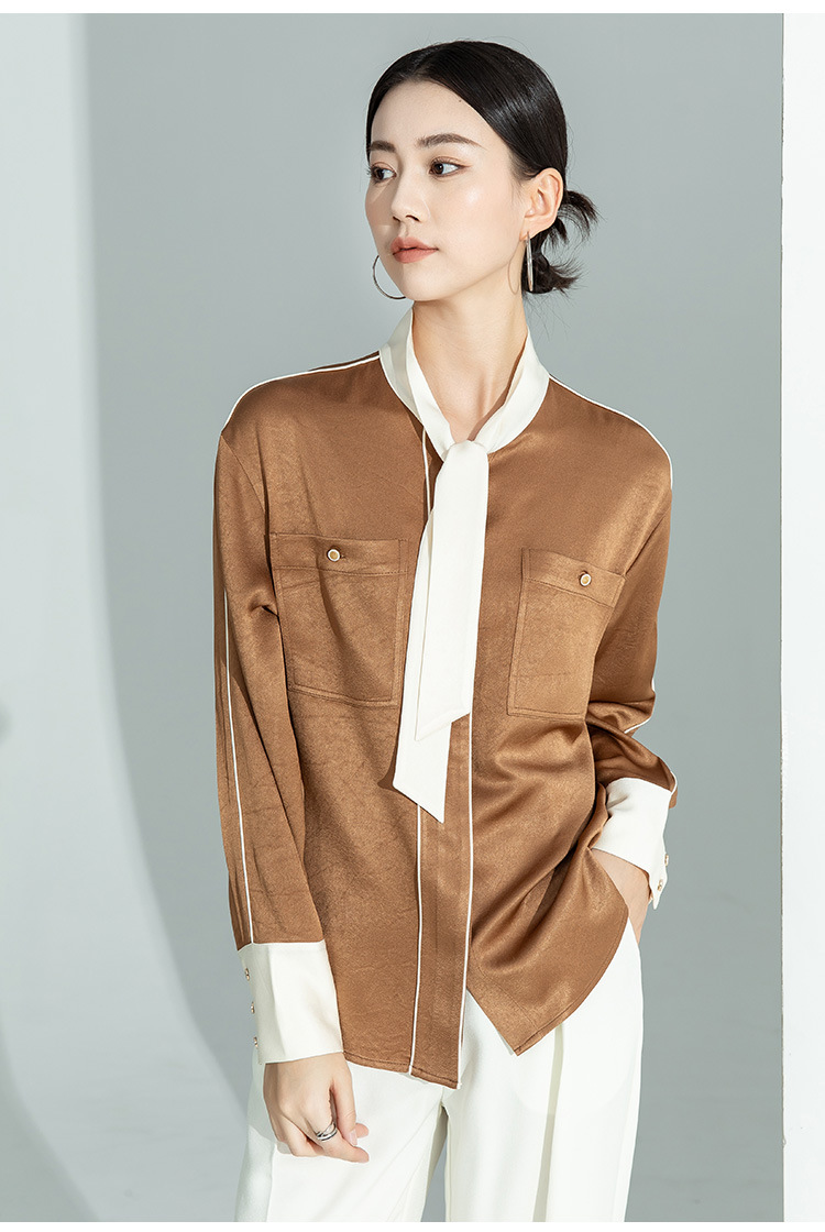 Áo sơ mi nữ dài tay chất liệu acetate satin phối ruy băng cổ, dáng ôm — Màu cà phê chi tiết 10