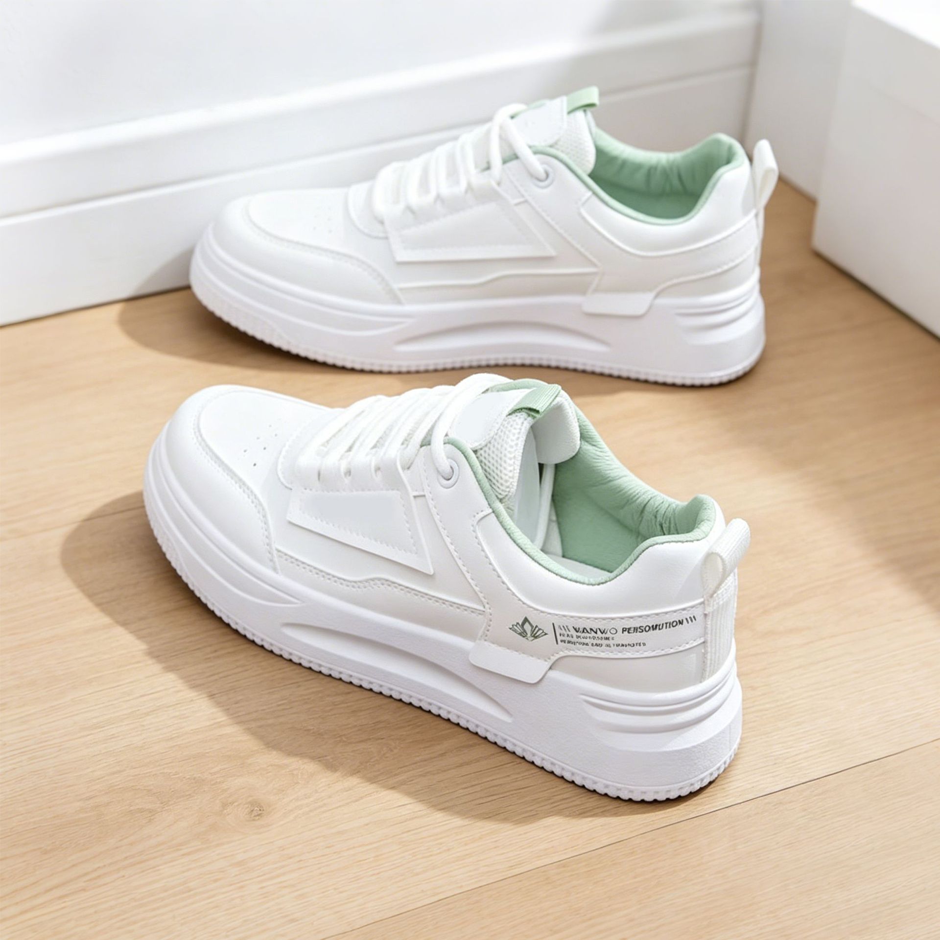 潮流ins跑步女鞋2025春秋新款拼色系带小白鞋小清新休闲运动鞋子