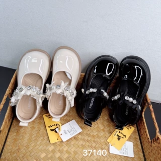 37140 女童休闲皮鞋2026春秋新款玛丽珍皮面简约百搭英伦风单鞋