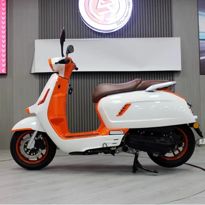 Motosikletlər Two-Wheeled Motorcycle Powered
