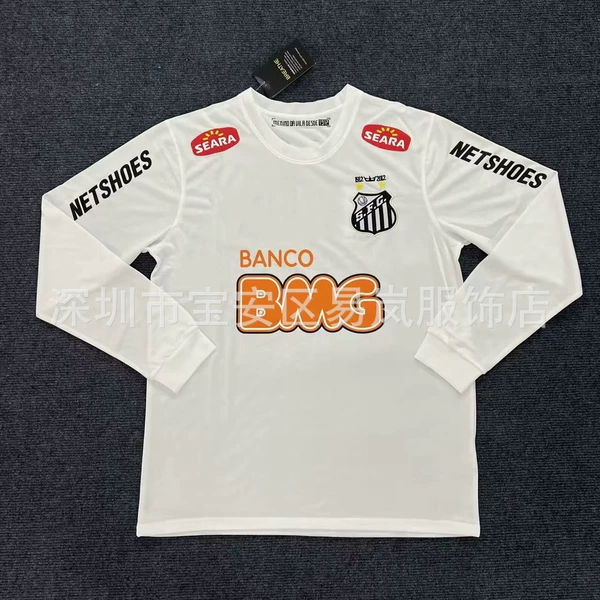 Santos long sleeves at home