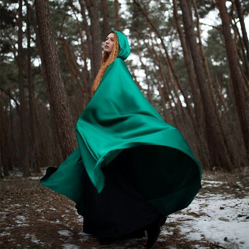 European and American Thin Solid Color Unisex Cloak Medieval Large Skirt Hooded Cloak Halloween Stage Costume