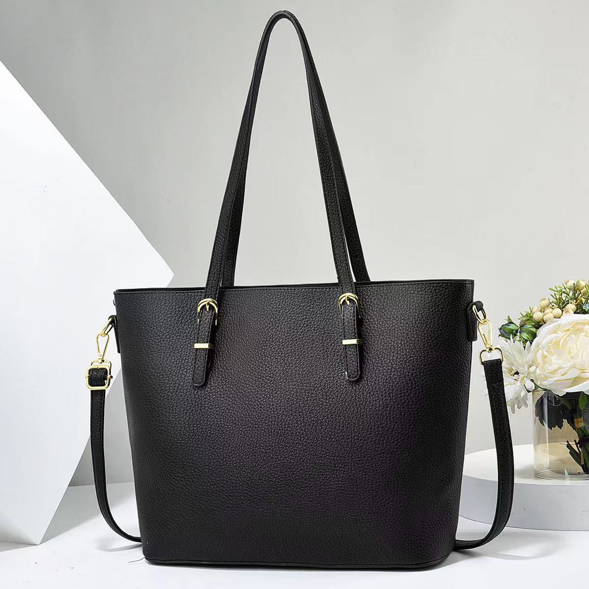女士托特包2024women handbags时尚简约妈咪包洋气潮流百搭购物袋 女士托特包2024women handbags时尚简约妈咪包洋气潮流百搭购物袋
