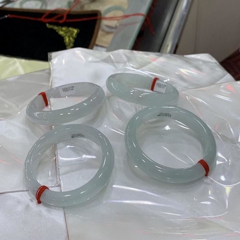Vòng tay ngọc bích Miến Điện màu trắng xanh nhạt, đá tự nhiên cao cấp chi tiết 9
