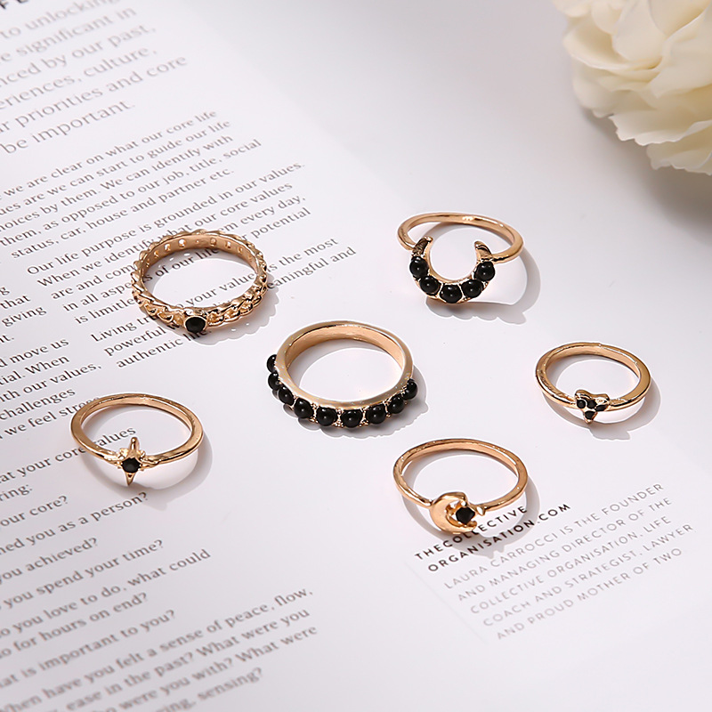 Cross-border New Ring Set Fashion Black Gemstone Star Moon 6-piece Set Joint Ring Finger Ring display picture 4