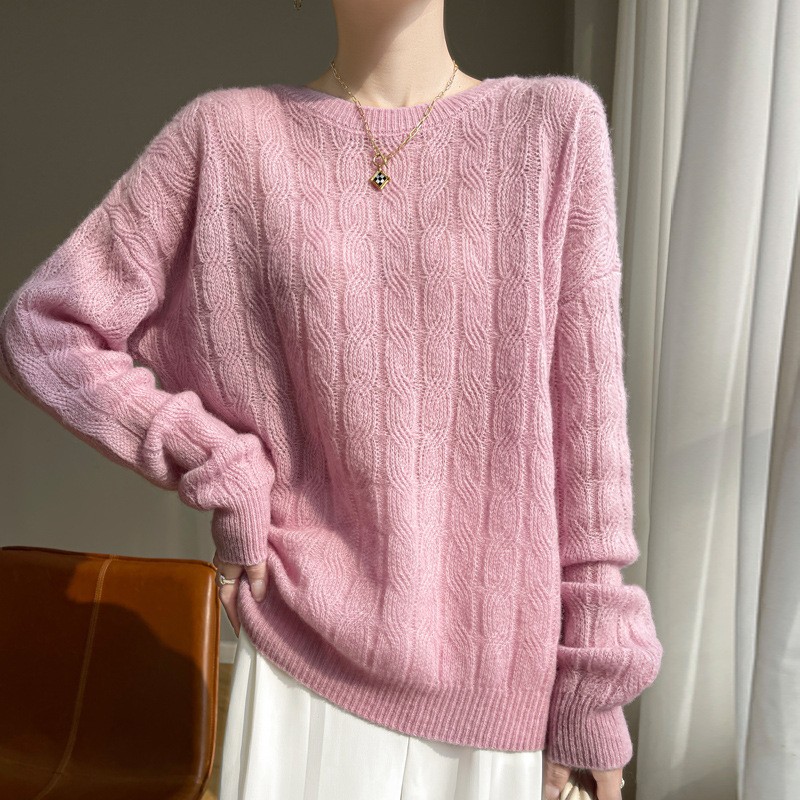 Cashmere silk knitted light and thin sweater with a round collar