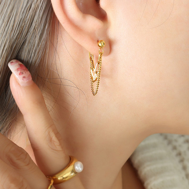 Brand geometric earrings