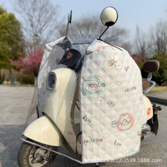 電気自動車の防風は夏の新型のマント式の日よけの電気自動車のオートバイの全カバーの防水の防雨の日よけカバーにかけられます。