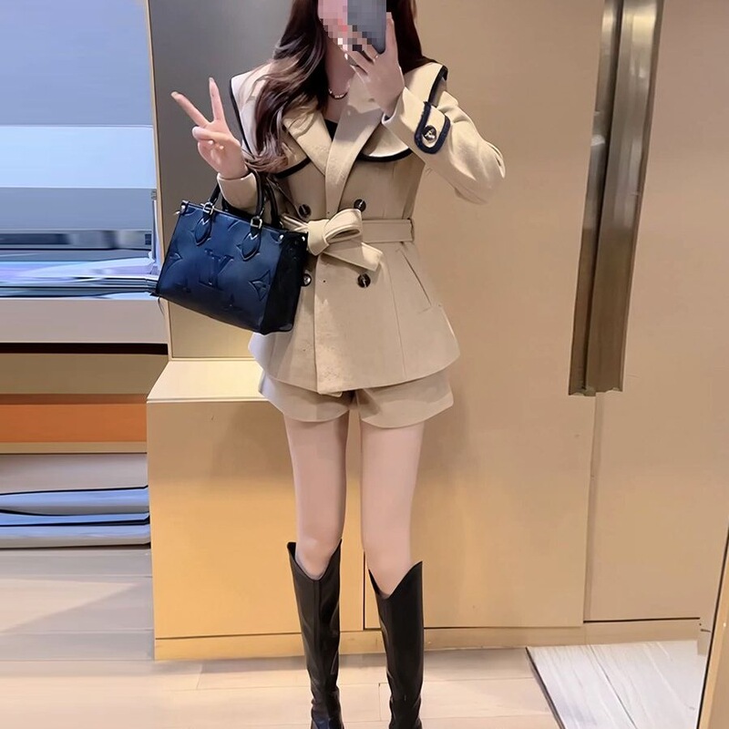 Elegant Chanel-Style Fashion Blazer for Women, New Autumn and Winter Style, Petite-Friendly, Height-Enhancing, Stylish Shorts Two-Piece Set Elegant Chanel-Style Fashion Blazer for Women, New Autumn and Winter Style, Petite-Friendly, Height-Enhancing, Stylish Shorts Two-Piece Set