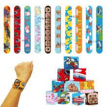 跨境摩托车  飞机 卡皮巴拉啪啪圈 制作各类蝾螈卡通拍拍圈手环