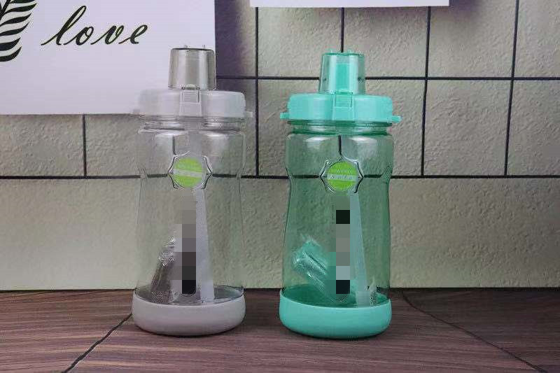 Fabricante en stock exportación transfronteriza de plástico de calidad alimentaria taza de silicona resistente a la caída de gran capacidad hervidor 1L escala botella de agua