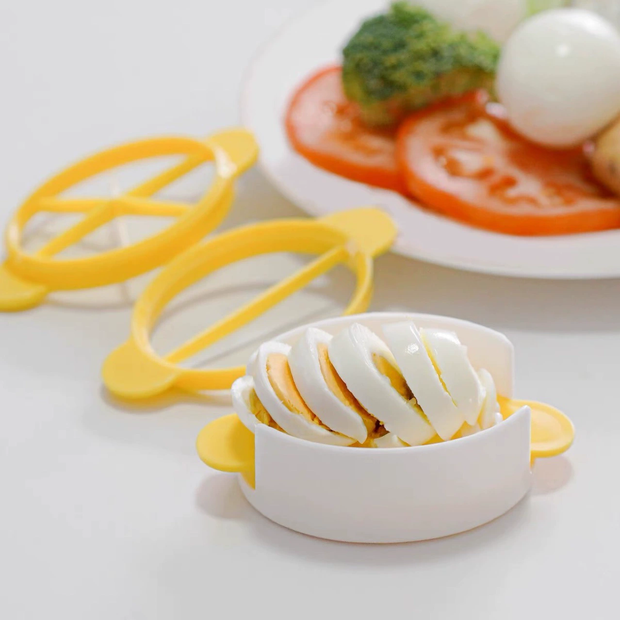 Оптовые японские - стиль Creative Open Egg Preserved Egg Tools Slip Slip Kitchen Multifunctional Eggs Divide Plastic