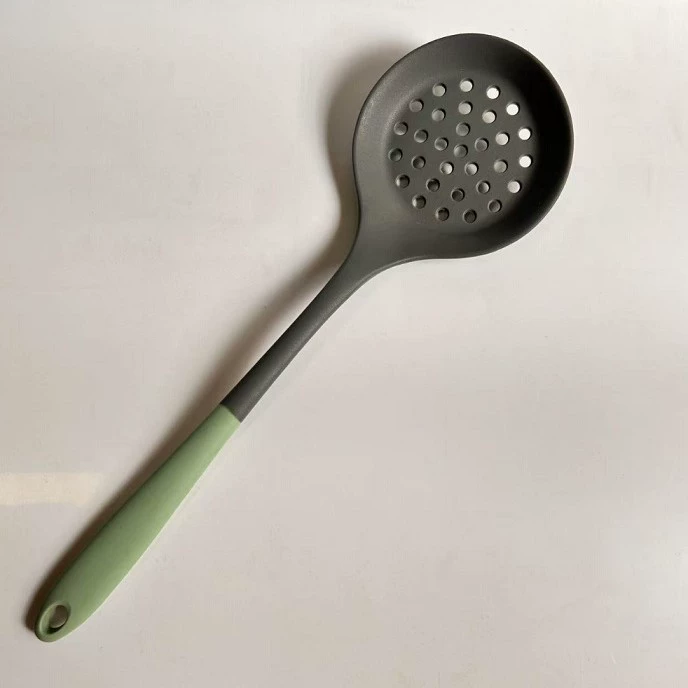 High temperature resistant silicon spatula household silicone kitchenware kitchen four-piece set spatula soup spoon cooking spatula silicone spatula