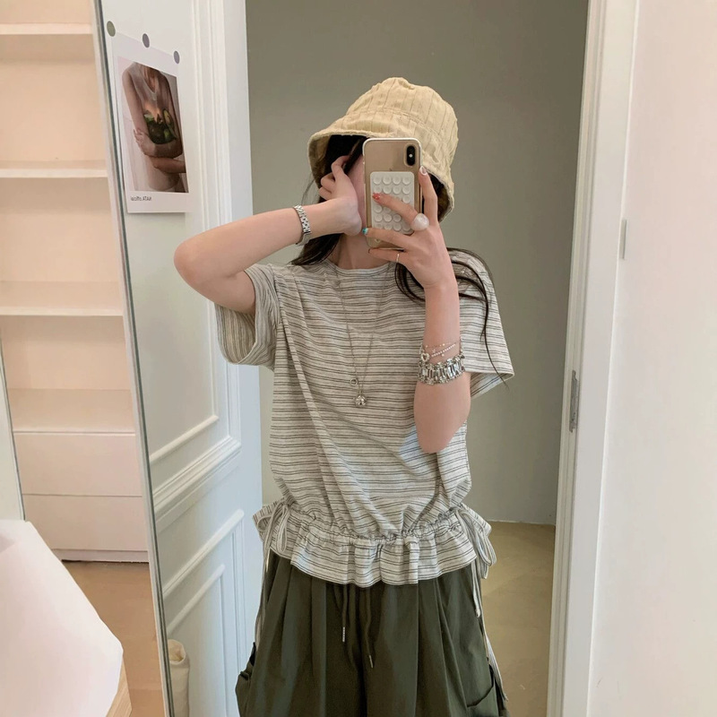 Korean-Style Super Stylish Ruffled Hem Short-Sleeve T-Shirt for Women, 2026 Summer New Striped Top with Unique Design
