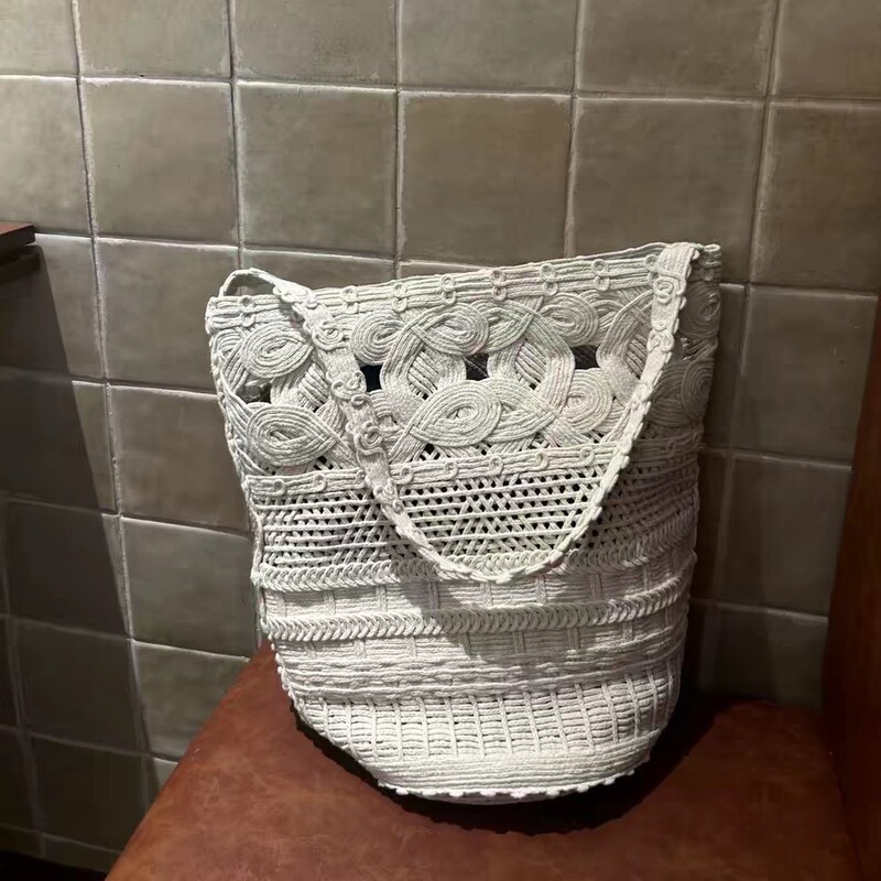 Pure White Hollow-Out Lace Straw Bag, New French-Style Woven Shoulder Bag, Versatile Bucket Bag for Vacation and Beach, Small Pure White Hollow-Out Lace Straw Bag, New French-Style Woven Shoulder Bag, Versatile Bucket Bag for Vacation and Beach, Small