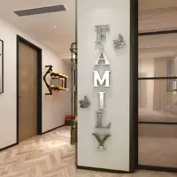 Настенная надпись Family, буквы из зеркального акрила, серебристая