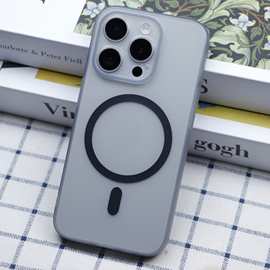 适用苹果16系列手机壳磁吸15promax简约半透明透黑磨砂防摔保护套
