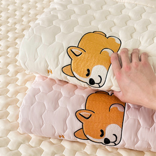 Solid Color Embroidered Mattress Pad, Thickened Quilted Bed Protector, Class a Soybean Mattress, Non-Slip Dormitory Bed Cover, Soybean Fiber