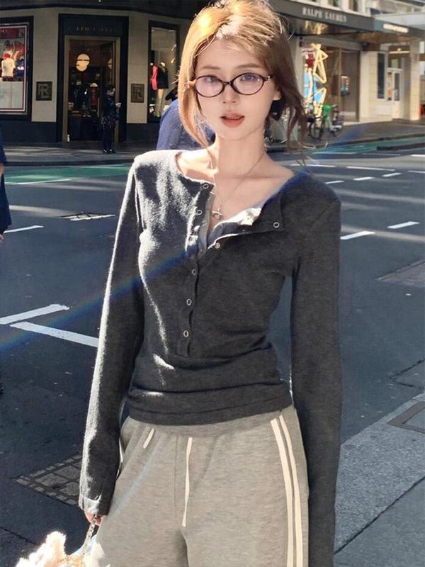 韩系小众纽扣排扣半开领设计长袖t恤女秋季新款假两件针织衫上衣|undefined