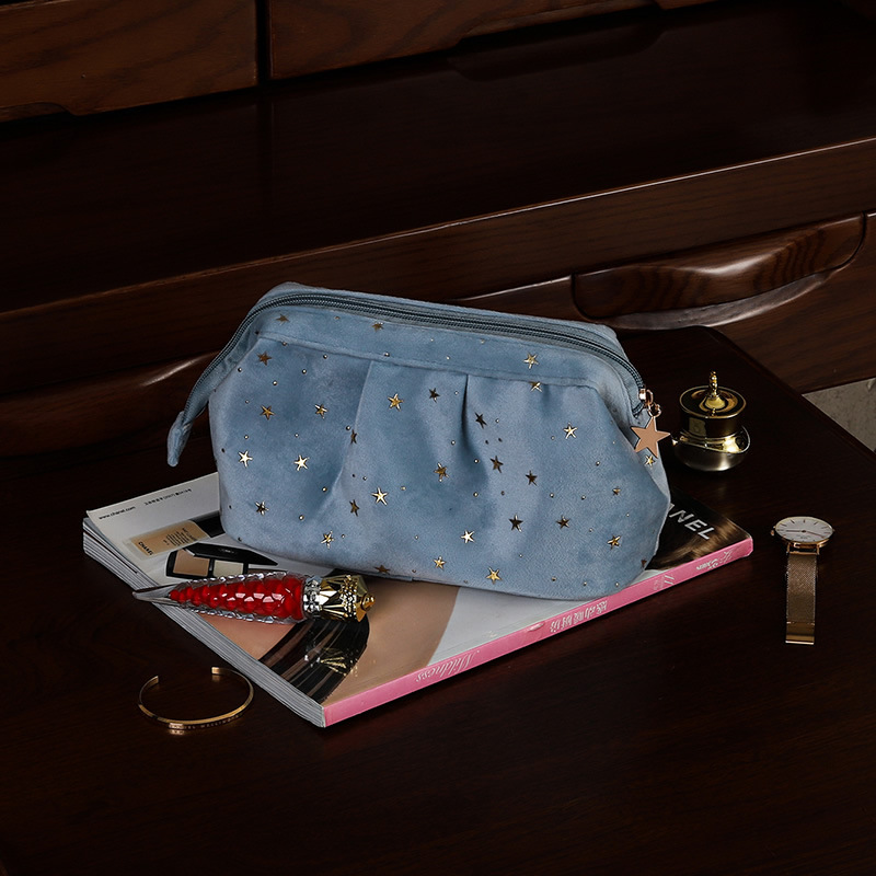 Bronceado terciopelo bolsa de cosméticos bolsa de lavado nuevo estilo nórdico ins Internet celebridad de las mujeres portátil de gran capacidad bolsa de almacenamiento traje