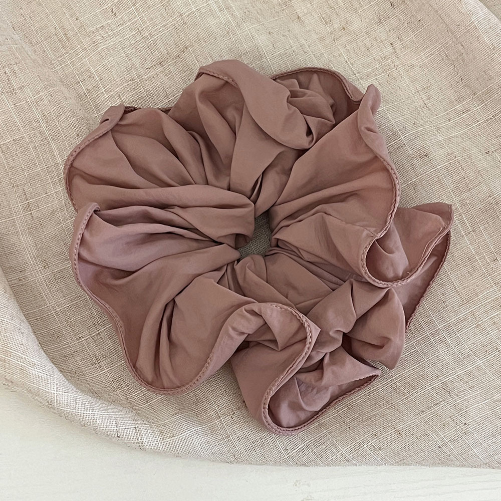 Gentle and Lazy Style, Lotus Root Pink Hair Tie, High Crown for a Smaller Face, Atmospheric Bun, Large Hair Rope Hair Accessory