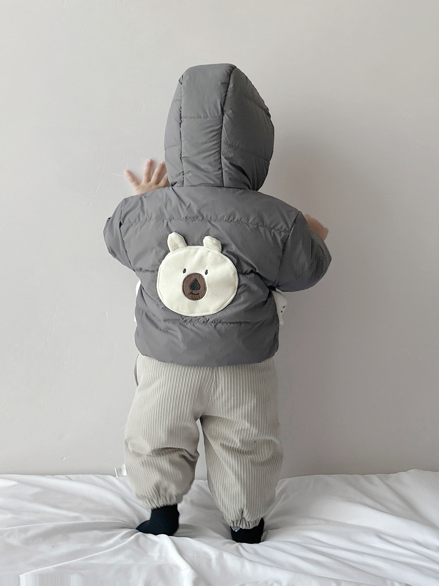Chaqueta de plumón para bebés invierno lindo bebé chaqueta de calentamiento blanco coreano nuevo niño super lindo ropa de invierno image 5