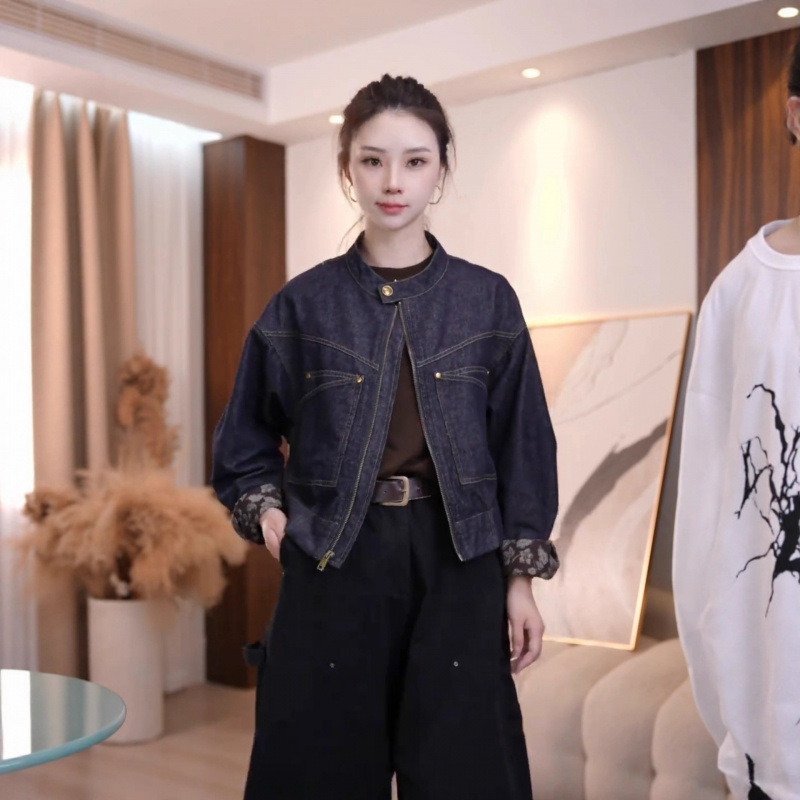 Popular High-End Non-Fading Printed Contrasting Denim Jacket for Women 2025 Autum Super Nice Style Jacket Top Popular High-End Non-Fading Printed Contrasting Denim Jacket for Women 2025 Autum Super Nice Style Jacket Top