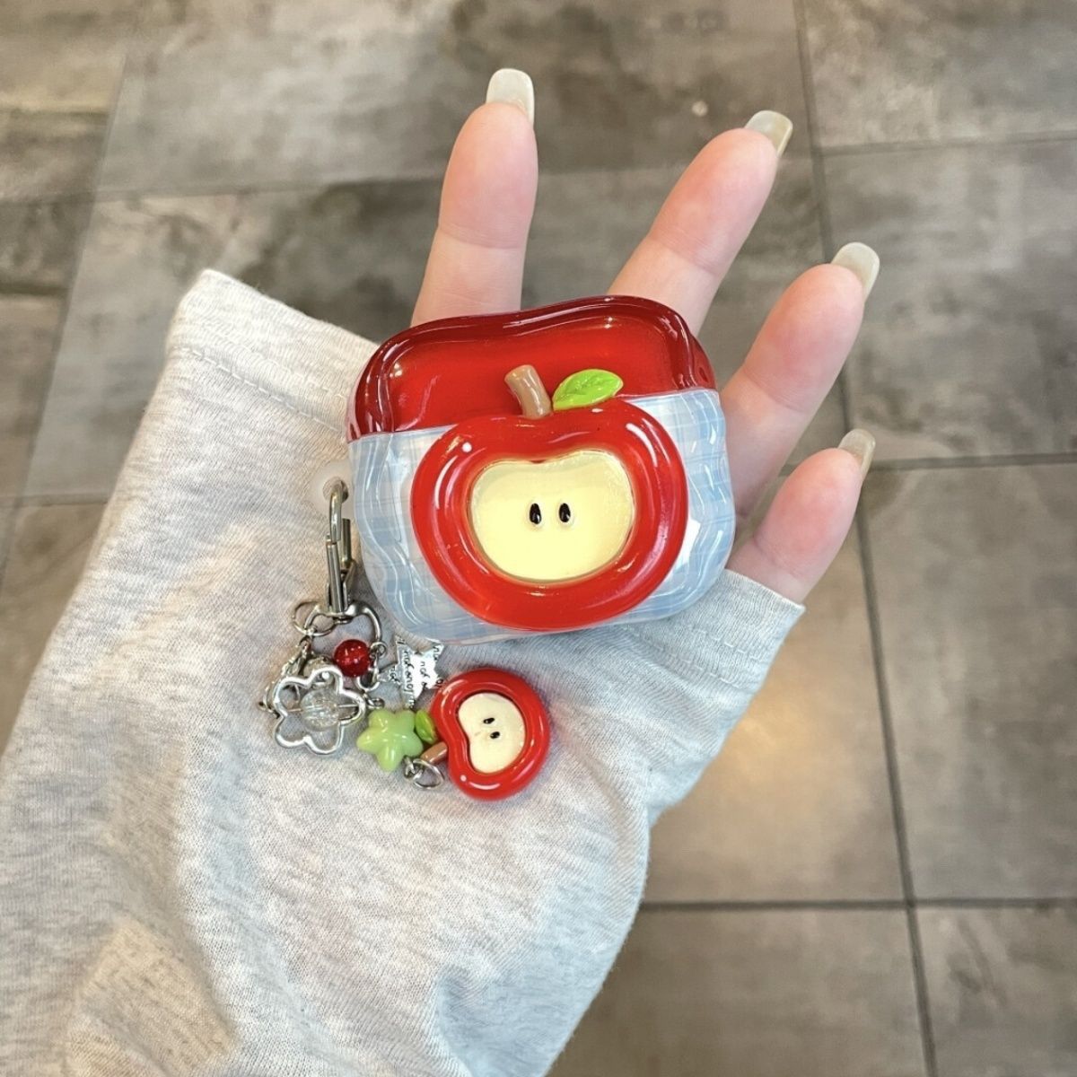 Cartoon creativo rojo manzana verde para cascas de auriculares de manzana airpods4 auriculares con colgante pro2 cubierta