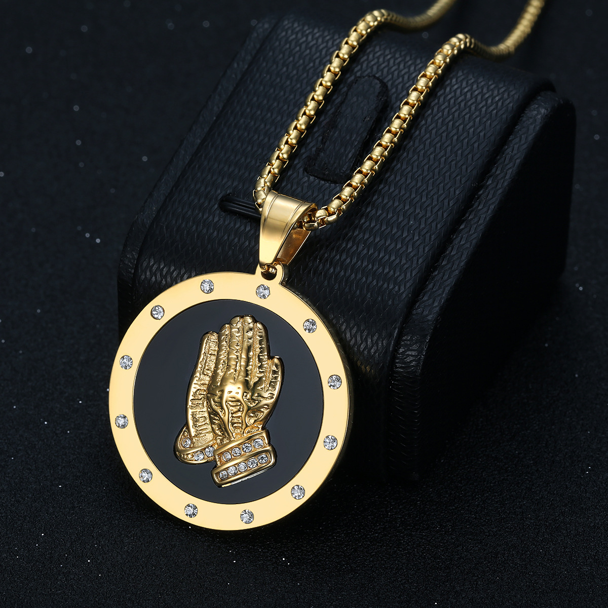 1 Piece Quantity Party, Street Occasion Hip-Hop Round Hand Titanium Steel Plating Rhinestones 18K Gold Plated Men's