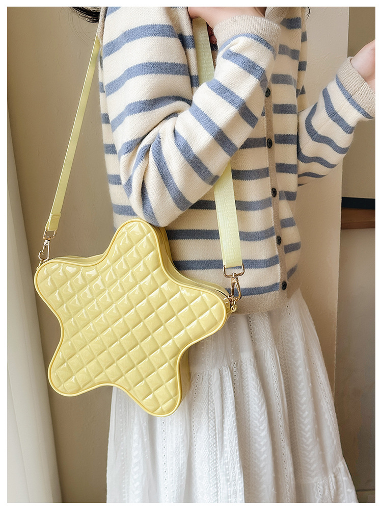 2025 New style fashionable star Backpack, diamond-shaped PVC jelly bag, fresh and sweet campus ladies' backpack undefined