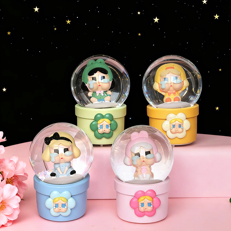 Varias Bolas de Cristal Luminosas con Diseños Creativos y de Dibujos Animados, Adornos Decorativos de Gran Venta, Regalo para Fiestas, con Luz, Mayorista