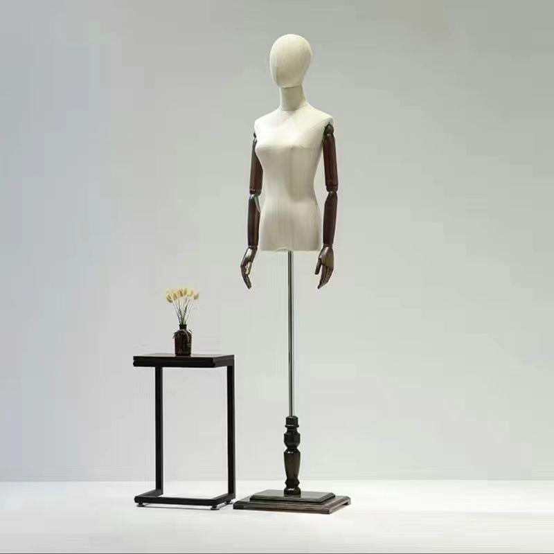 Maniquí de Exhibición Femenino de Polietileno de Cuerpo Entero para Escaparate de Tienda image 28