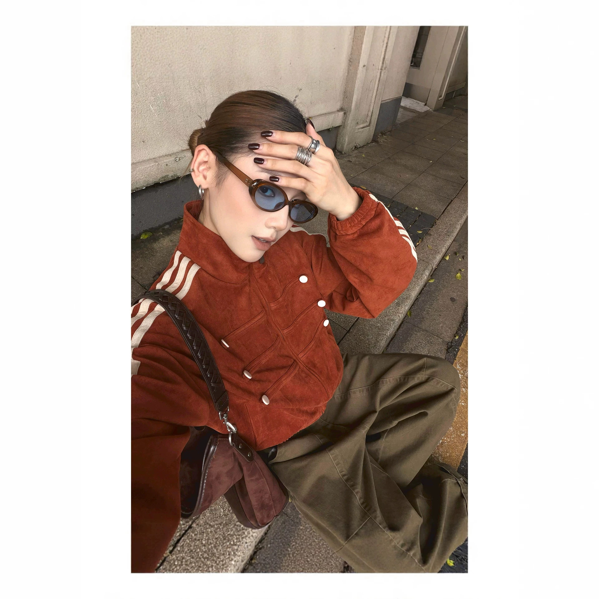 韩式复古拿破仑排扣红色麂皮绒夹克女秋季设计感休闲百搭立领外套