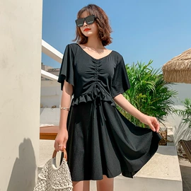 连体泳衣;比基尼;泳裤