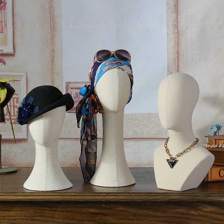Mannequin head